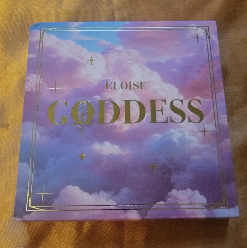 NIB Eloise Goddess Eyeshadow Palette
